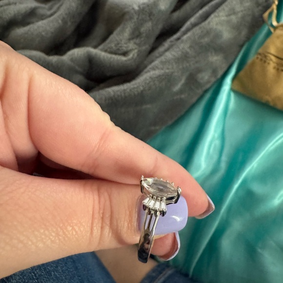 Ring - Picture 5 of 5